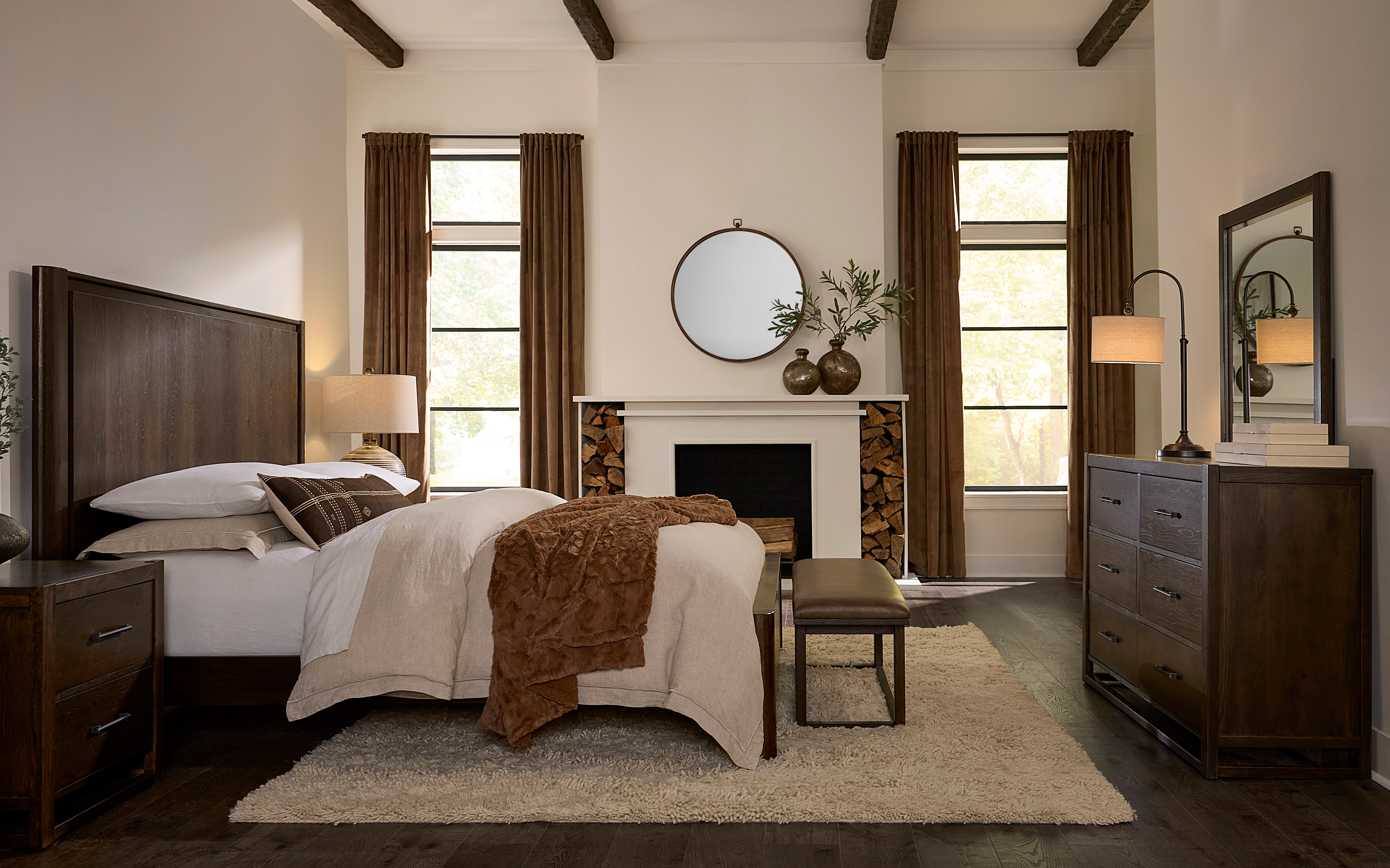 Cal King Radius Poster Bed 840668866944MS1