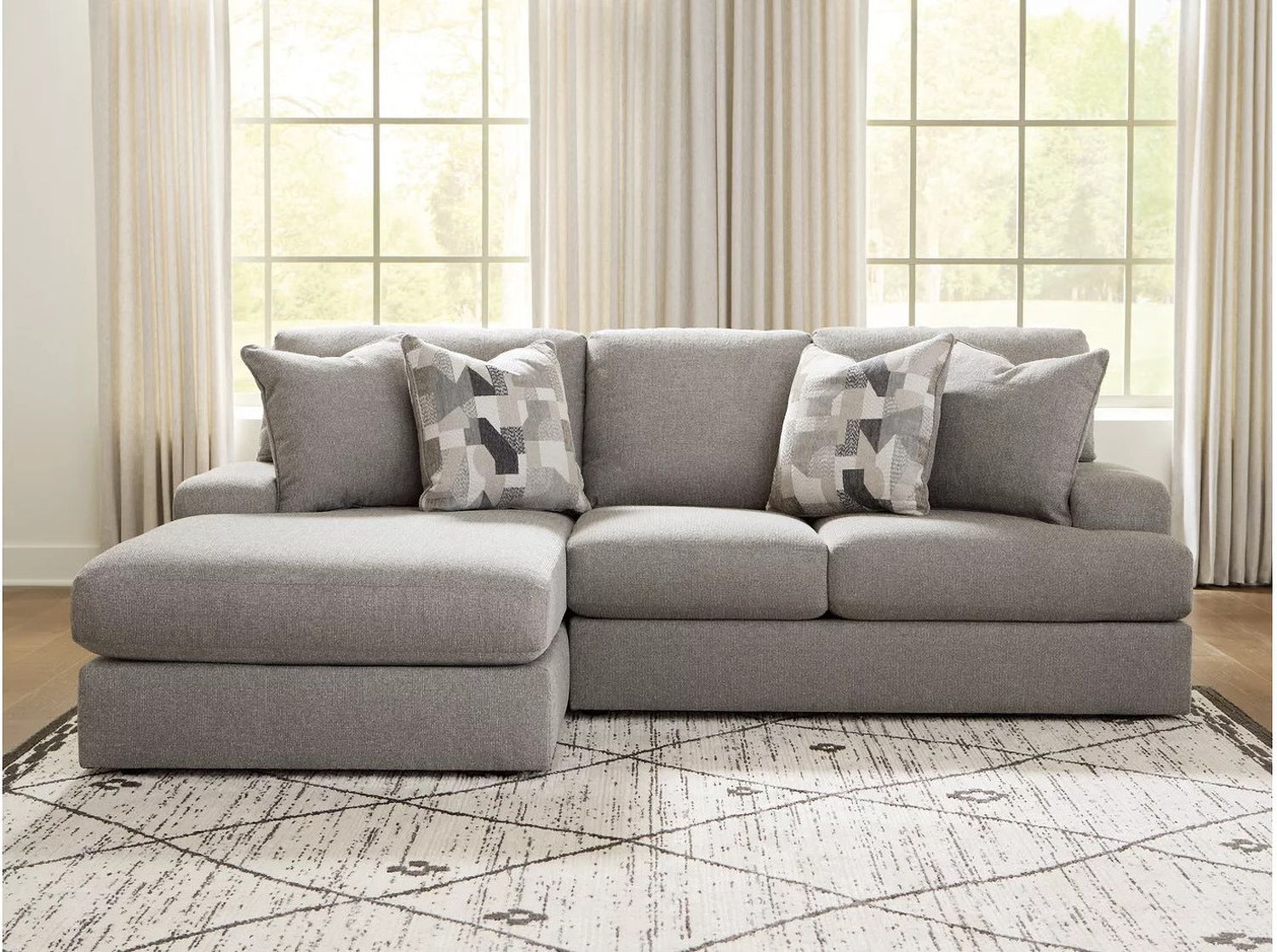 Lindon 2-Piece Sectional with LAF Chaise In Smoke 84704S1