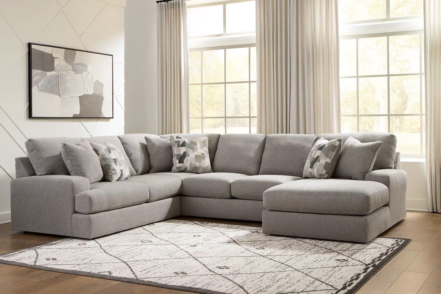 Lindon 3-Piece Sectional with RAF Chaise In Smoke 84704S4