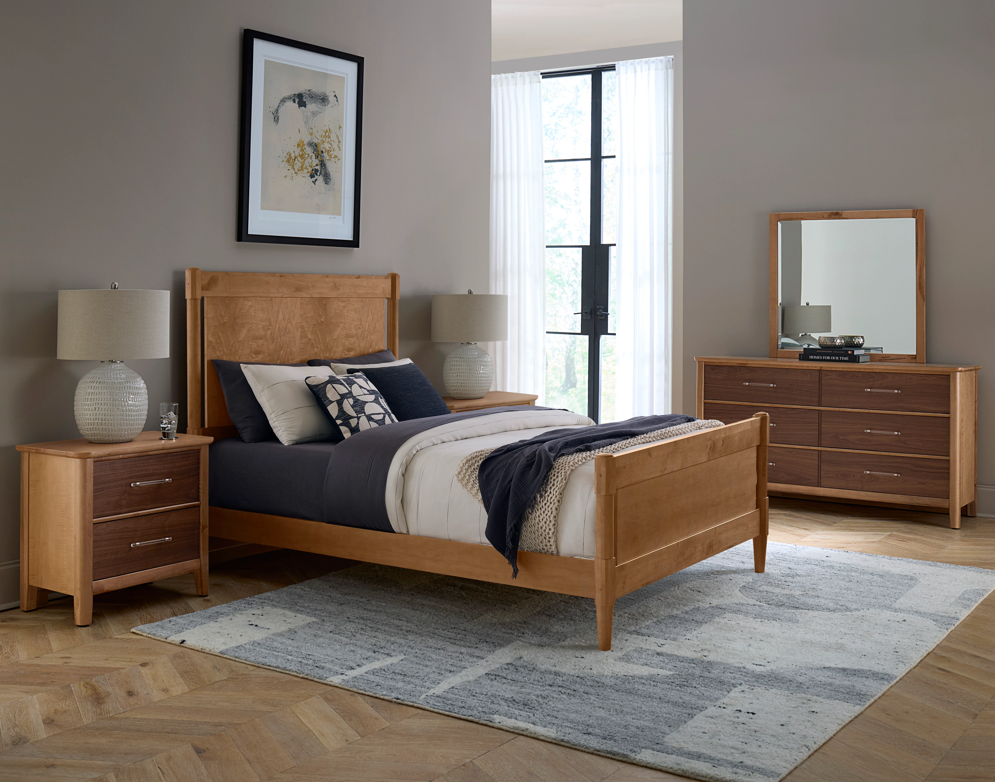 King Poster Bed 852669966922MS1