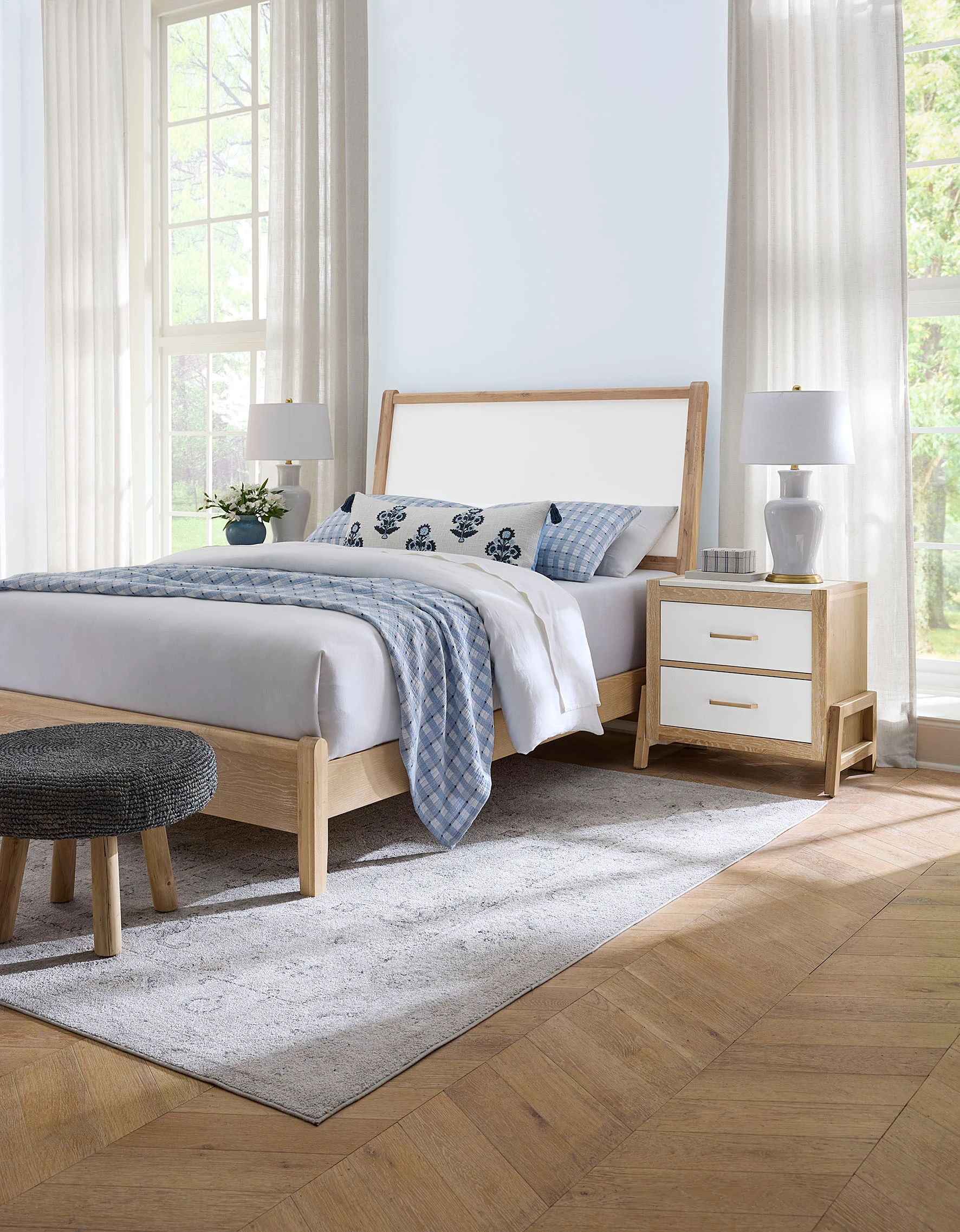 Queen Canted Sleigh Bed 864557755922