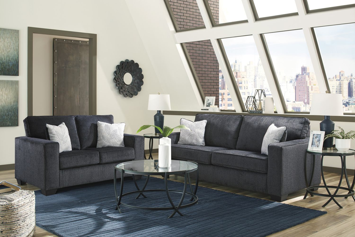 Altari Sofa In Slate 8721338