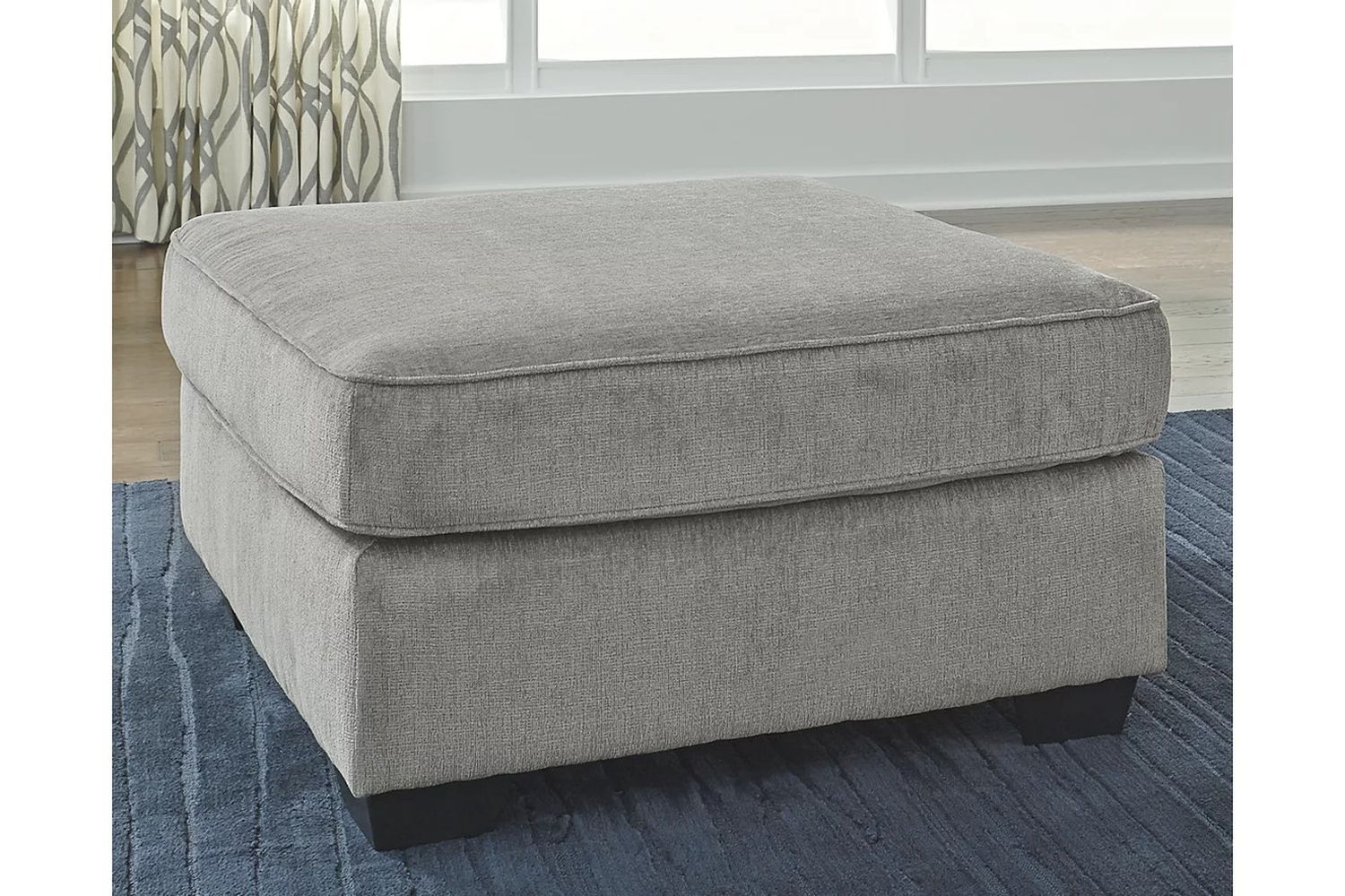 Altari Oversized Accent Ottoman In Alloy 8721408