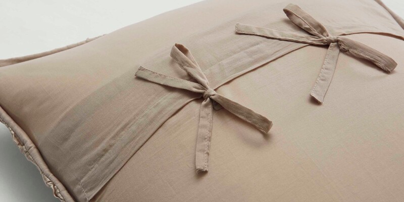 Hadon Pillow Shams 8BAS776TSS