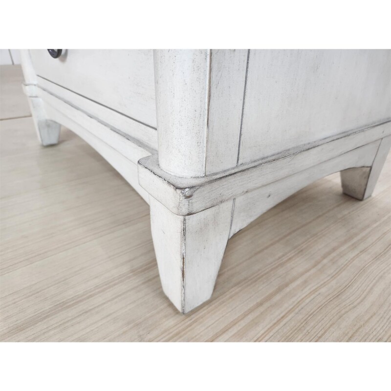 Maddox 3-Drawer Nightstand 91469