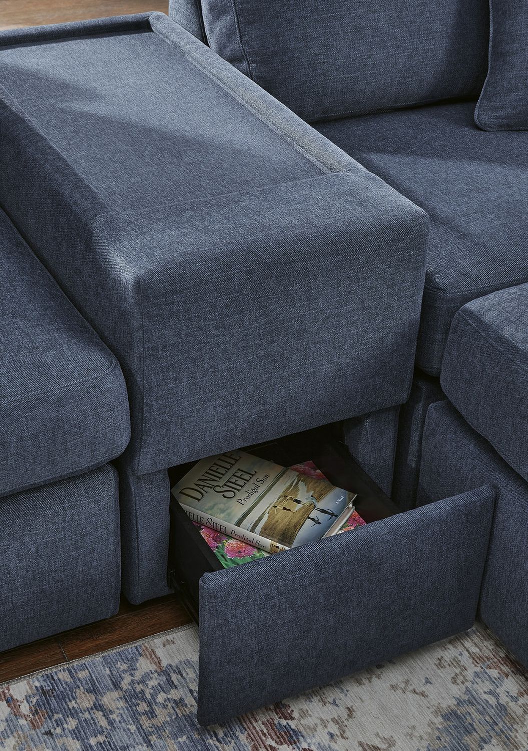 Modmax 6-Piece Sectional with Storage Console In Ink 92121S20