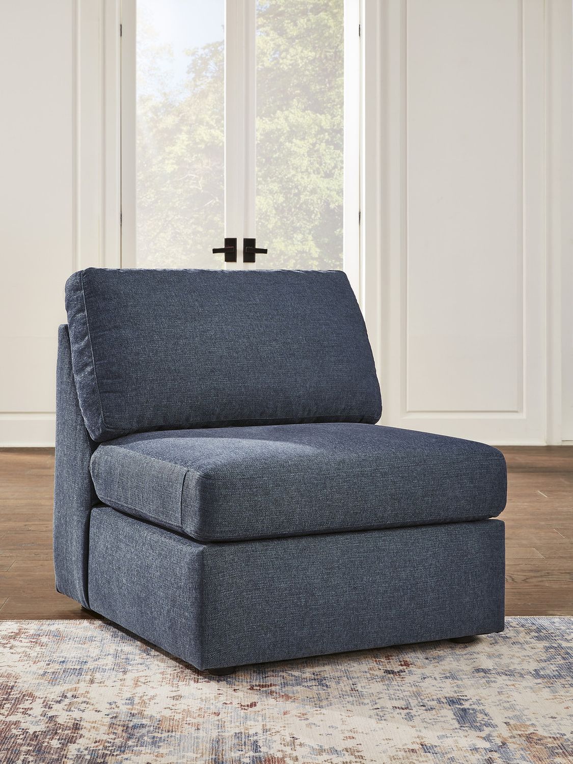 Modmax 6-Piece Sectional and 2 Ottomans with Console In Ink 92121U5