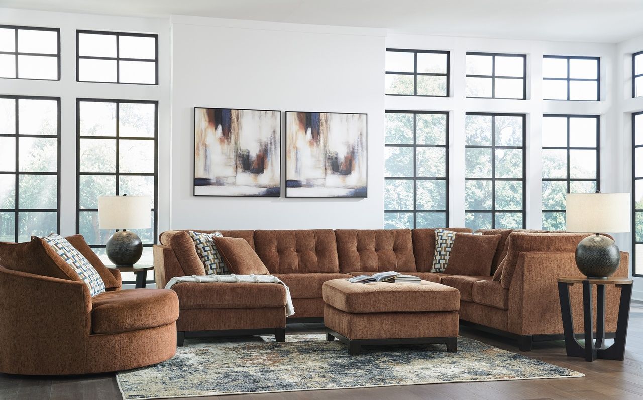 Laylabrook Oversized Swivel Accent Chair In Spice 9220421