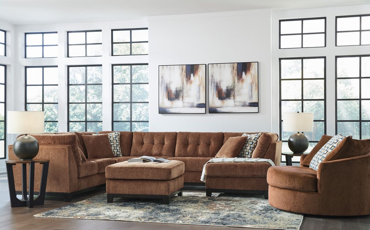 Laylabrook Oversized Swivel Accent Chair In Spice 9220421