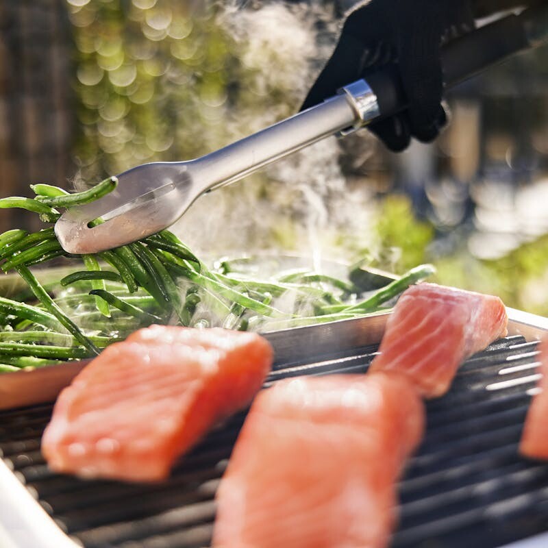 Lumin Electric Grill view 2