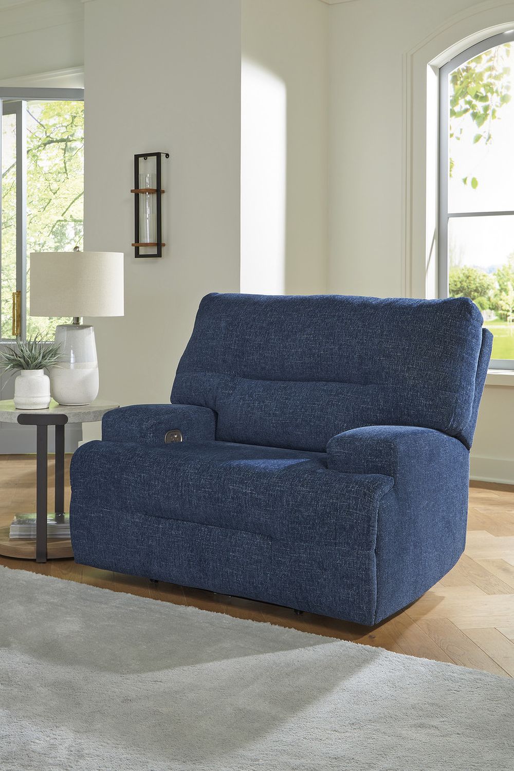 Acklen Place 7-Piece Power Reclining Sectional In Navy 93607S8