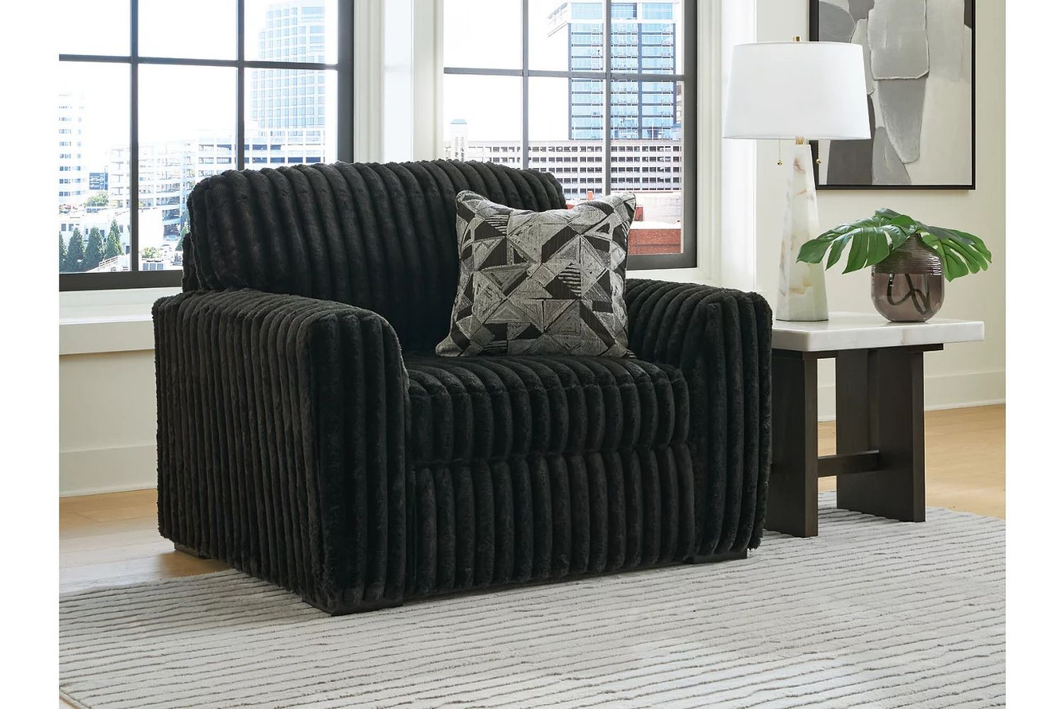 Midnight-Madness Oversized Chair In Onyx 9810323