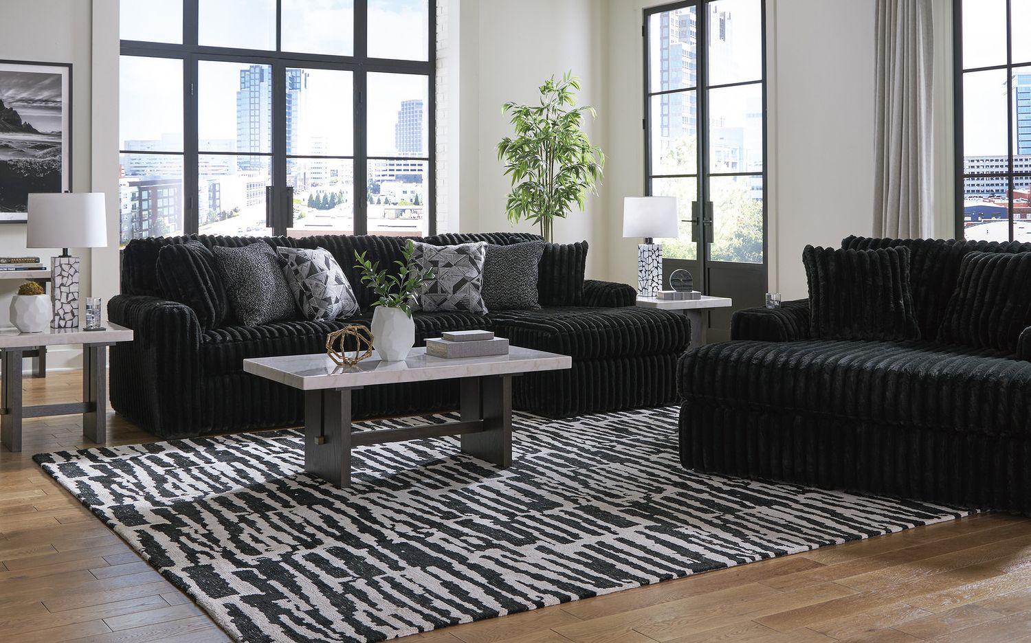 Midnight-Madness 2-Piece Sectional Sofa With RAF Chaise In Onyx 98103S2