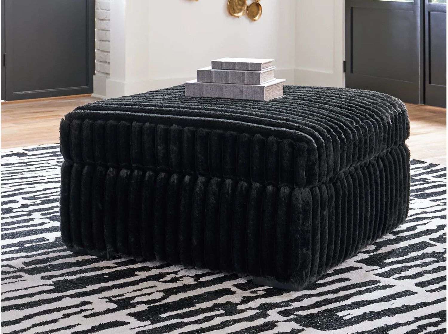 Midnight-Madness 6-Piece LAF Sectional with Chaise In Onyx 98103S23