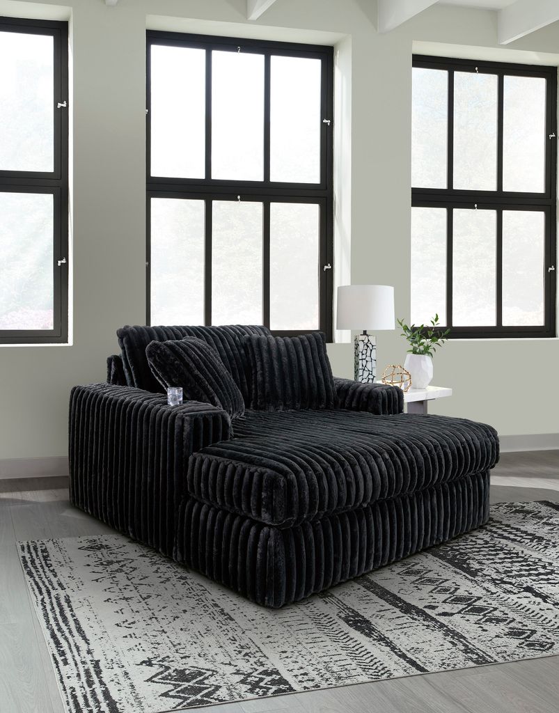Midnight-Madness 3-Piece Sectional With Chaise In Onyx 98103S5