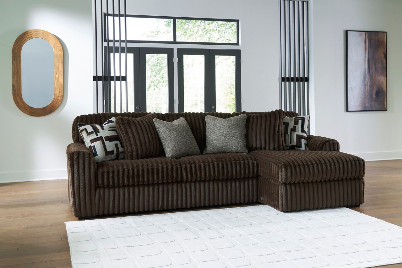 Midnight-Madness 2-Piece Sectional Sofa with Chaise In Chocolate 98104S2