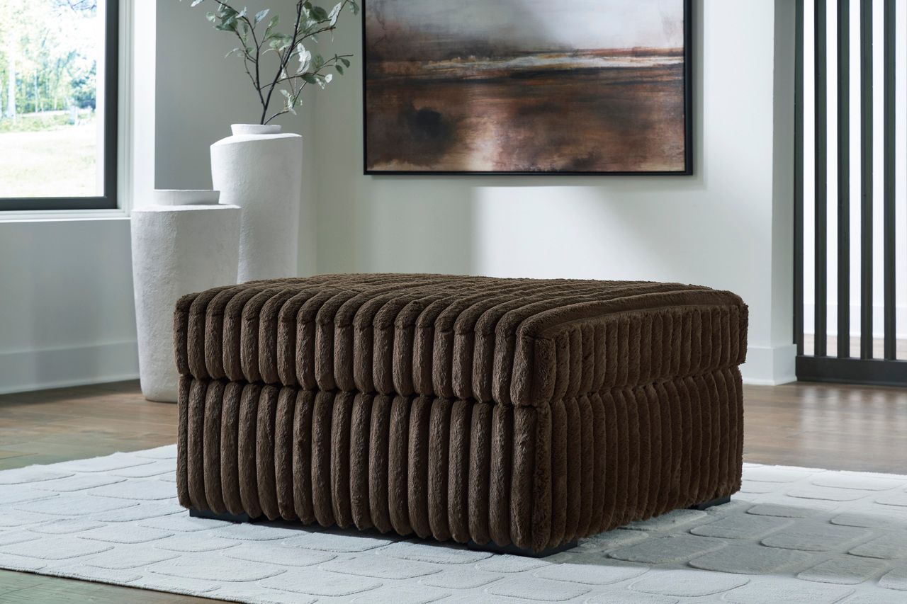 Midnight-Madness 2-Piece Sectional Sofa with Chaise In Chocolate 98104S2