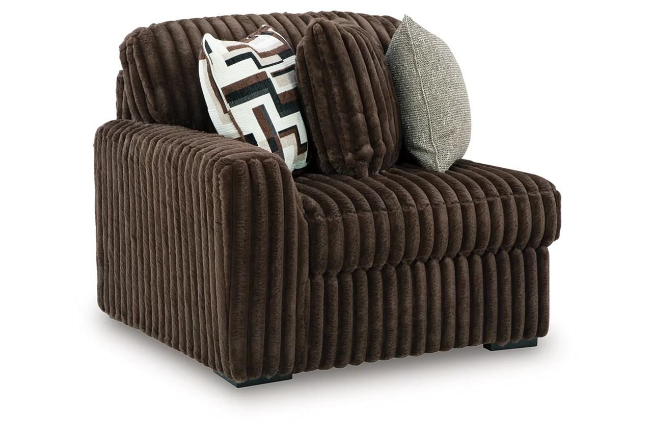Midnight-Madness 5-Piece Sectional In Chocolate 98104S26