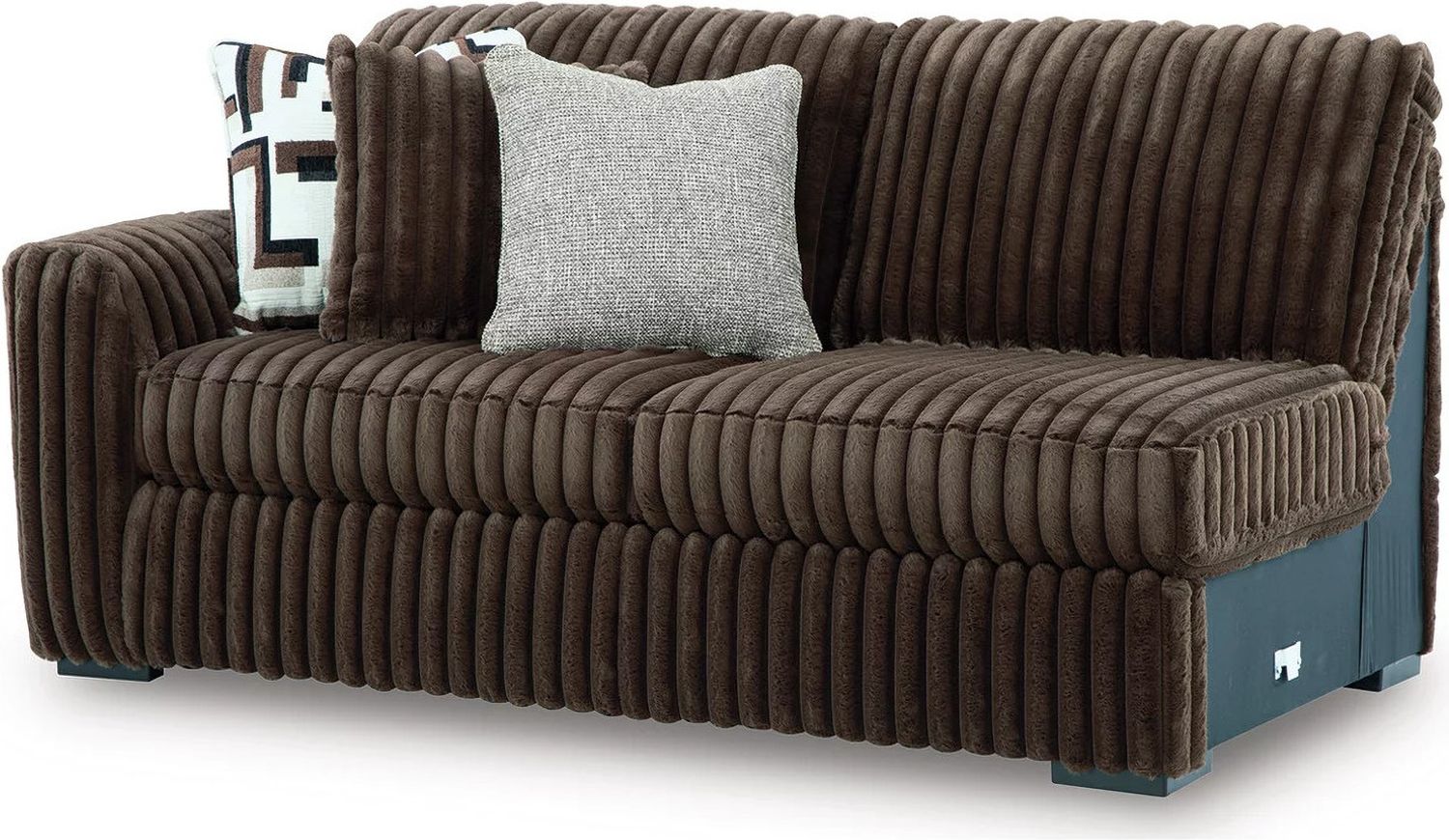 Midnight-Madness 2-Piece Sectional In Chocolate 98104S7