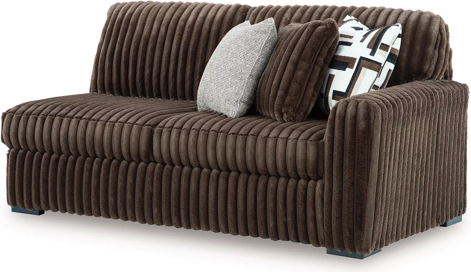 Midnight-Madness 2-Piece Sectional In Chocolate 98104S7