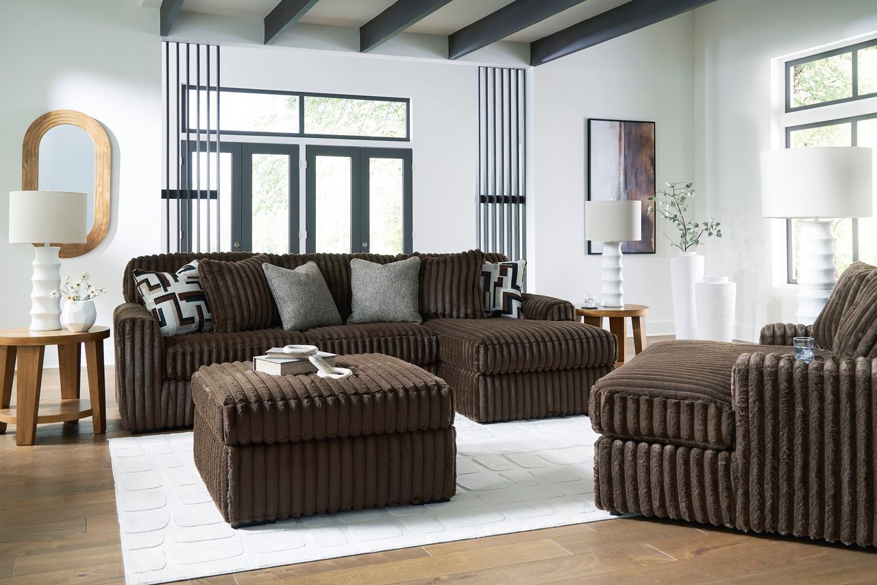 Midnight-Madness 2-Piece Sectional and Ottoman In Chocolate 98104U7