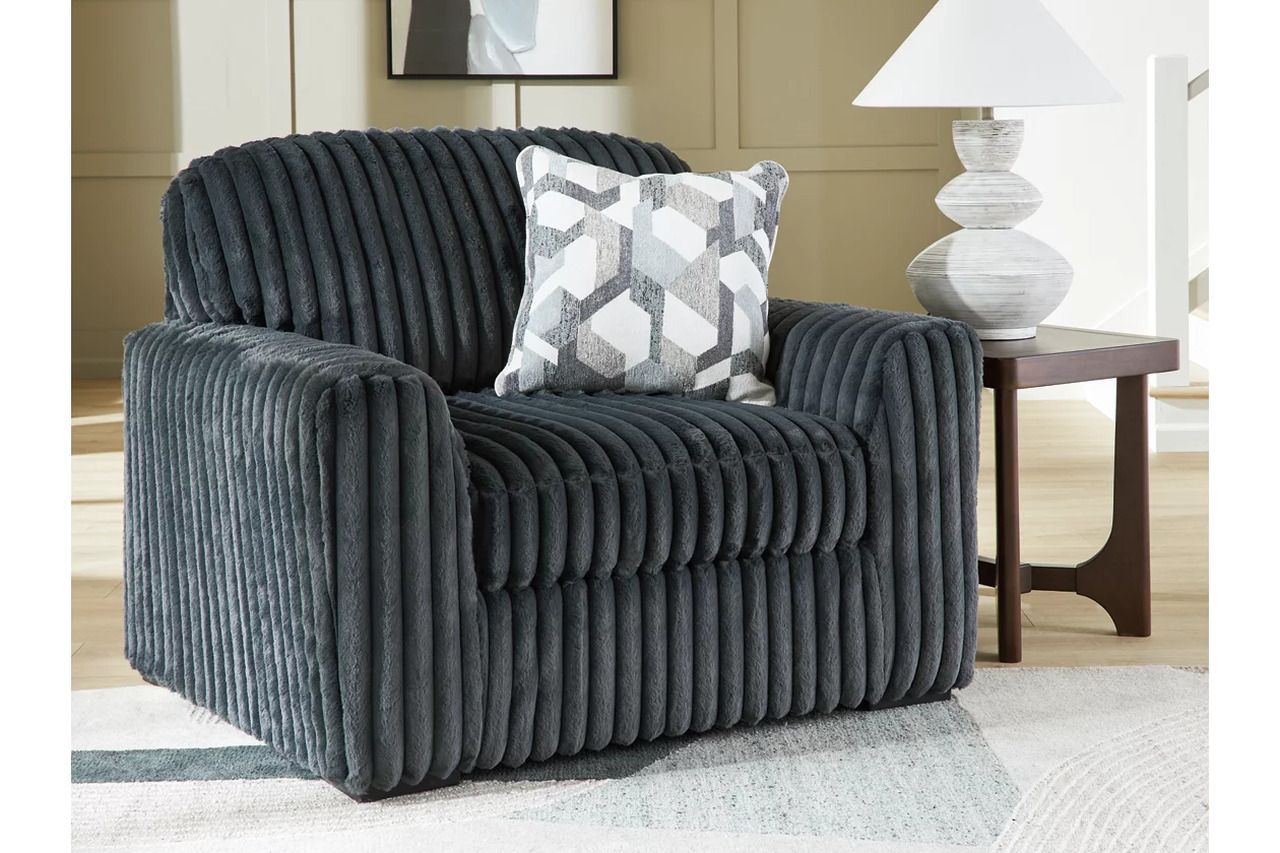 Midnight-Madness 4-Piece Sectional with LAF Chaise In Gunmetal 98105S1