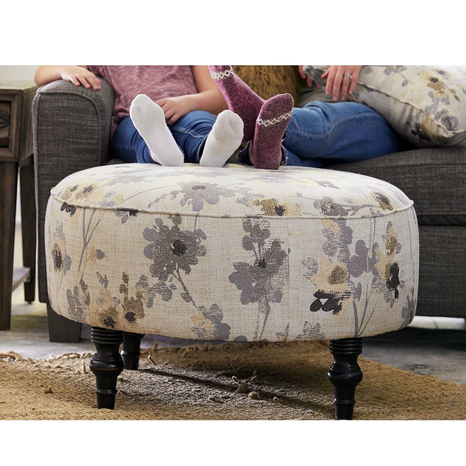 Renae - Ottoman - Dark Walnut - 9900DW 9900DW