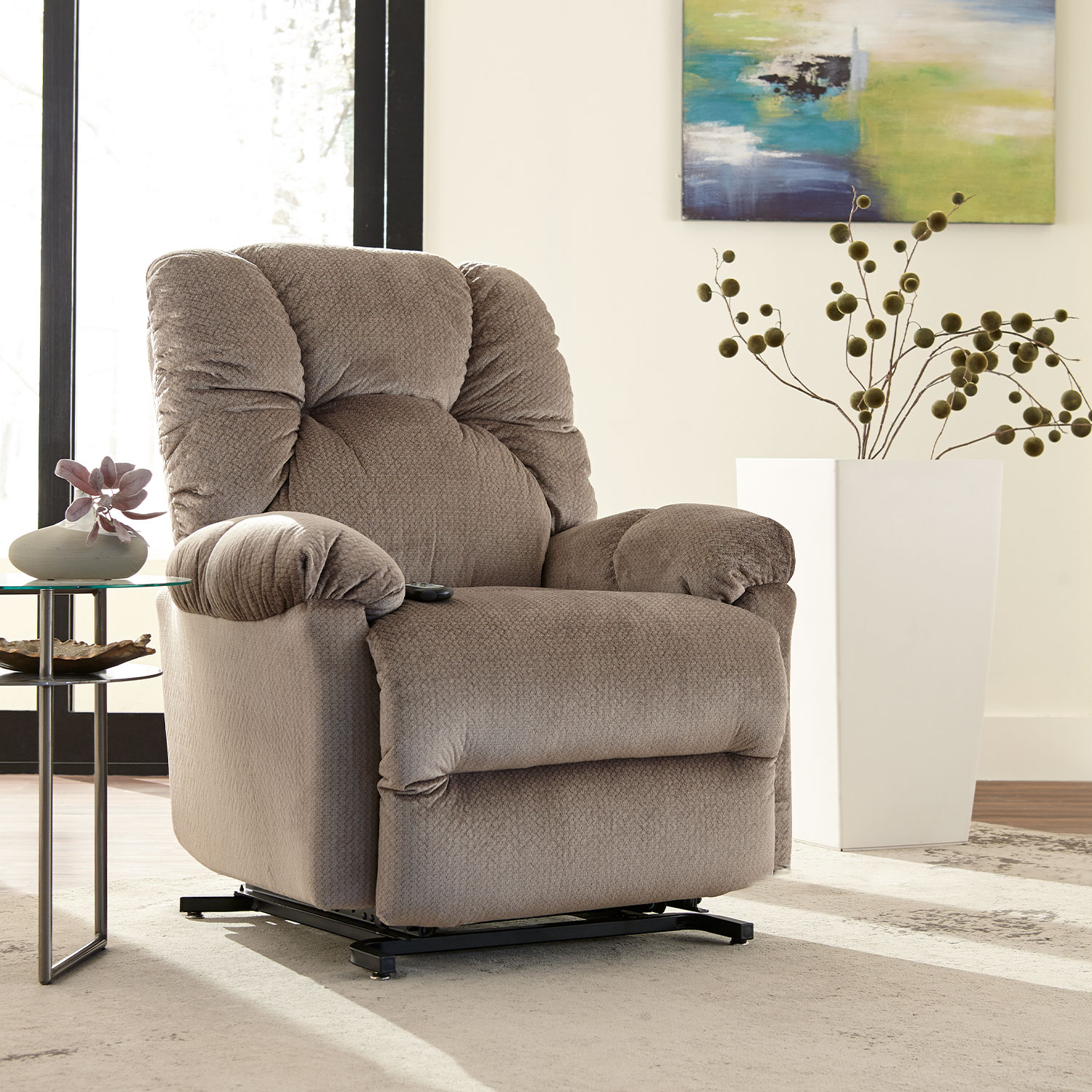 Romulus - Medium-sized, Power Lift Recliner - 9MW51 9MW51