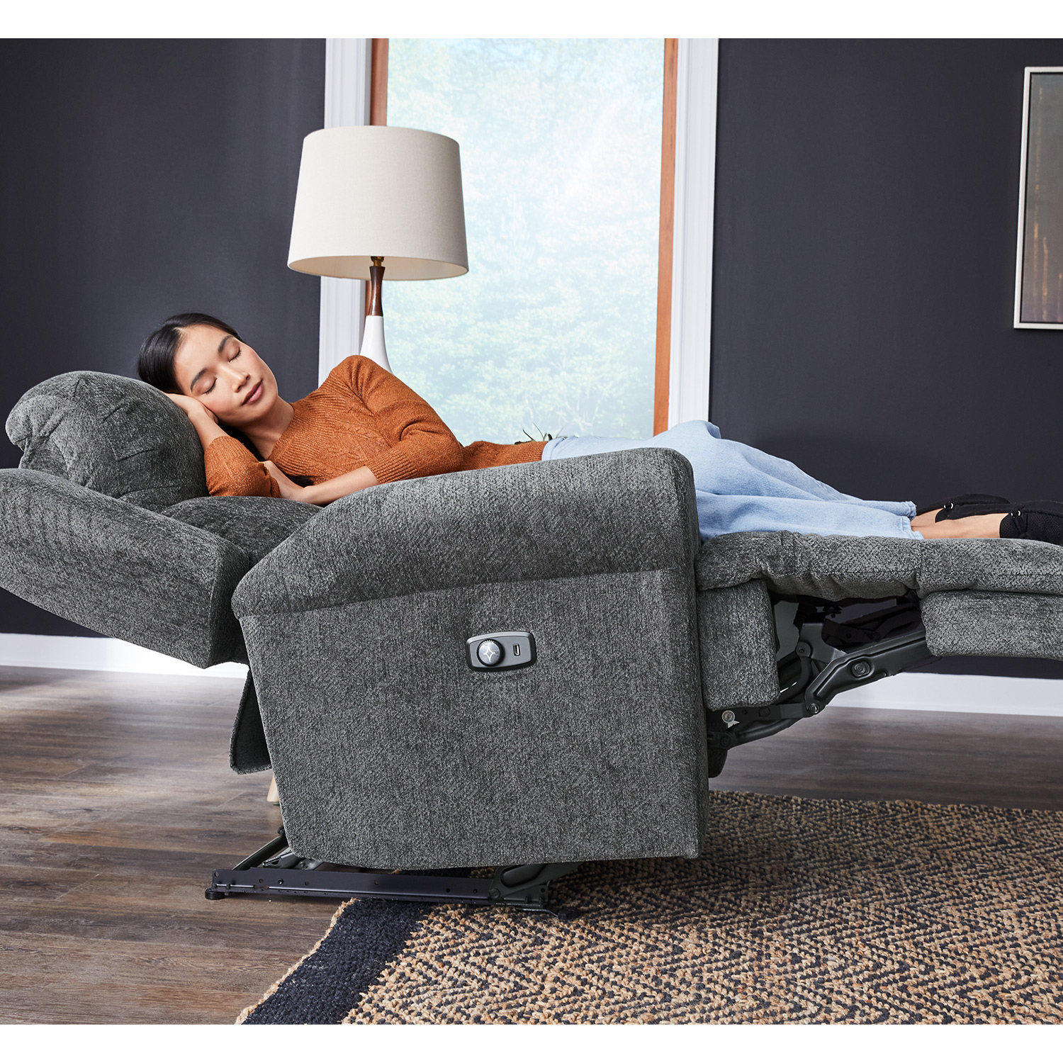 Brielle - Stylish, Medium-sized Recliner - 9N44 9N44