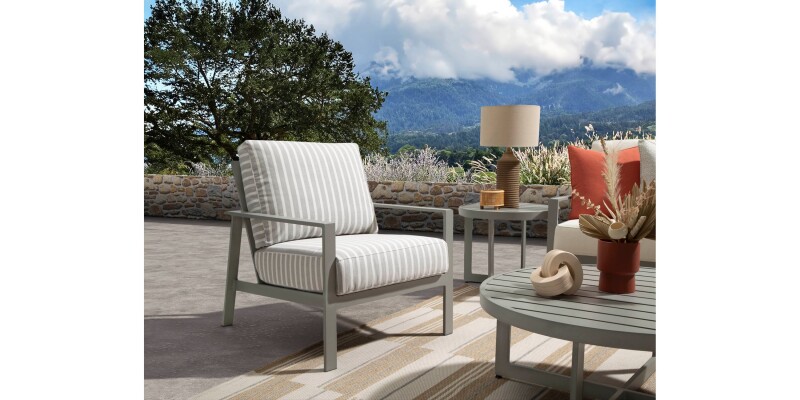 Morris Outdoor Lounge Chair A037K12KIT26