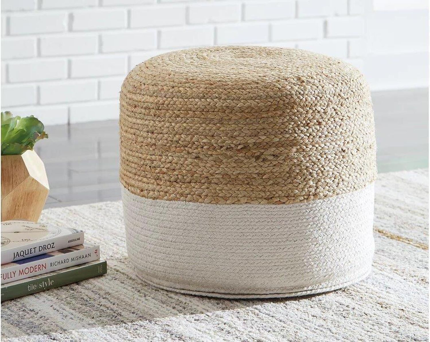 Sweed Valley Natural And White Pouf A1000420