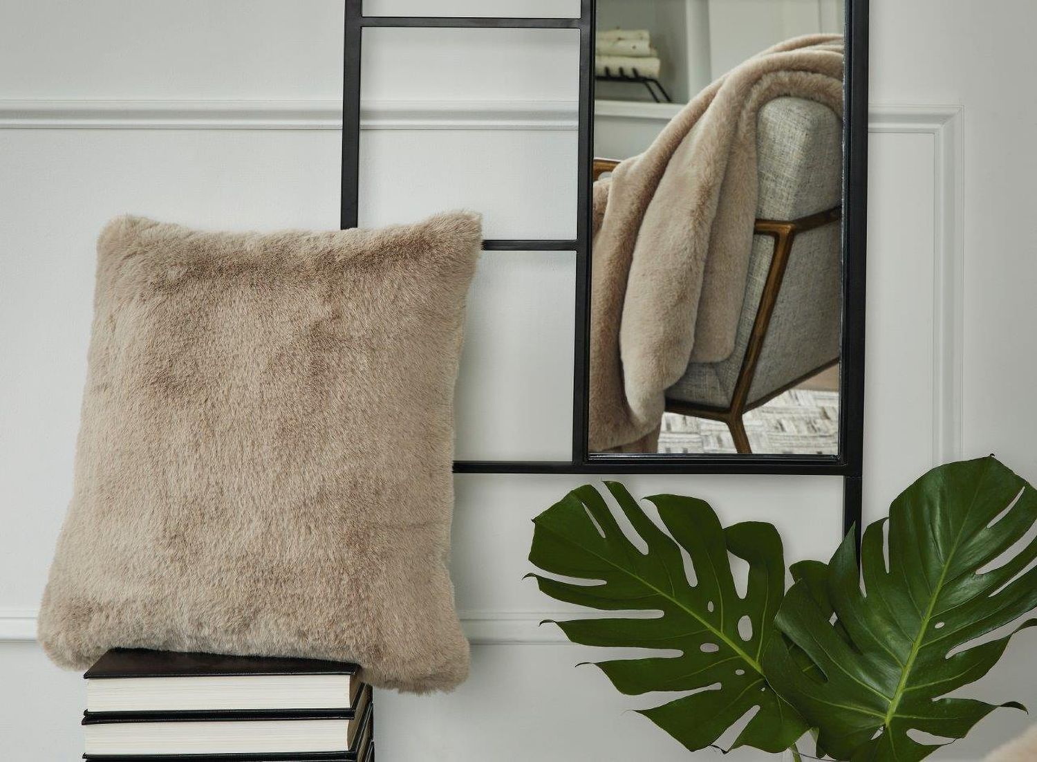 Gariland Taupe Pillow Set of 4 A1000866