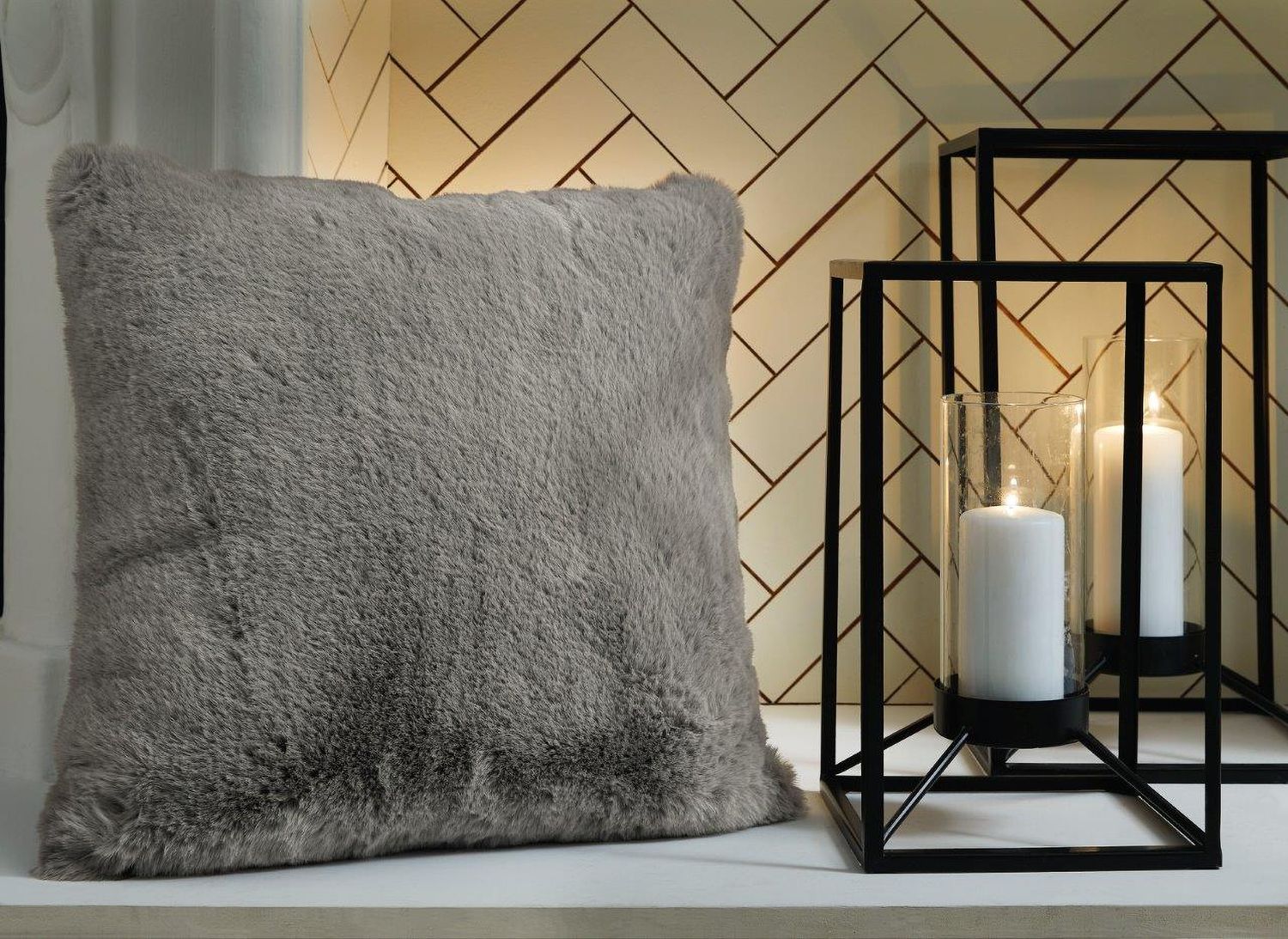 Gariland Gray Pillow Set of 4 A1000868