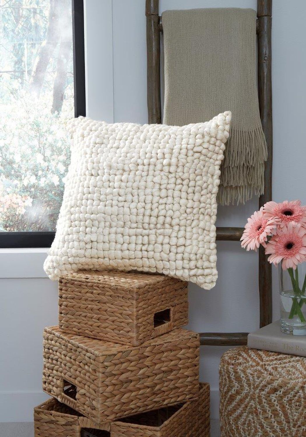 Aavie Ivory Pillow Set of 4 A1000956