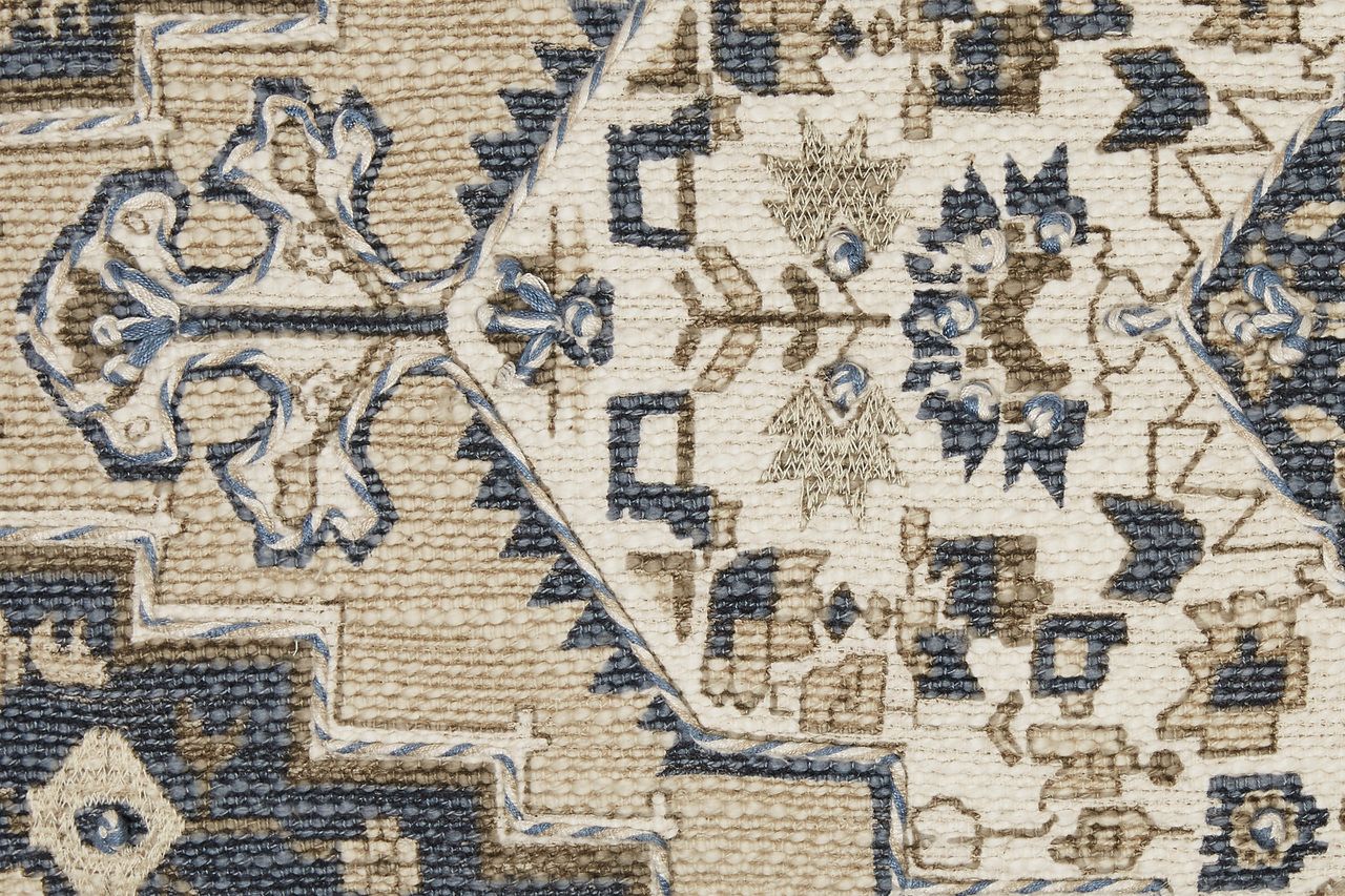 Winbury Pillow Set of 4 In Blue and White A1001035