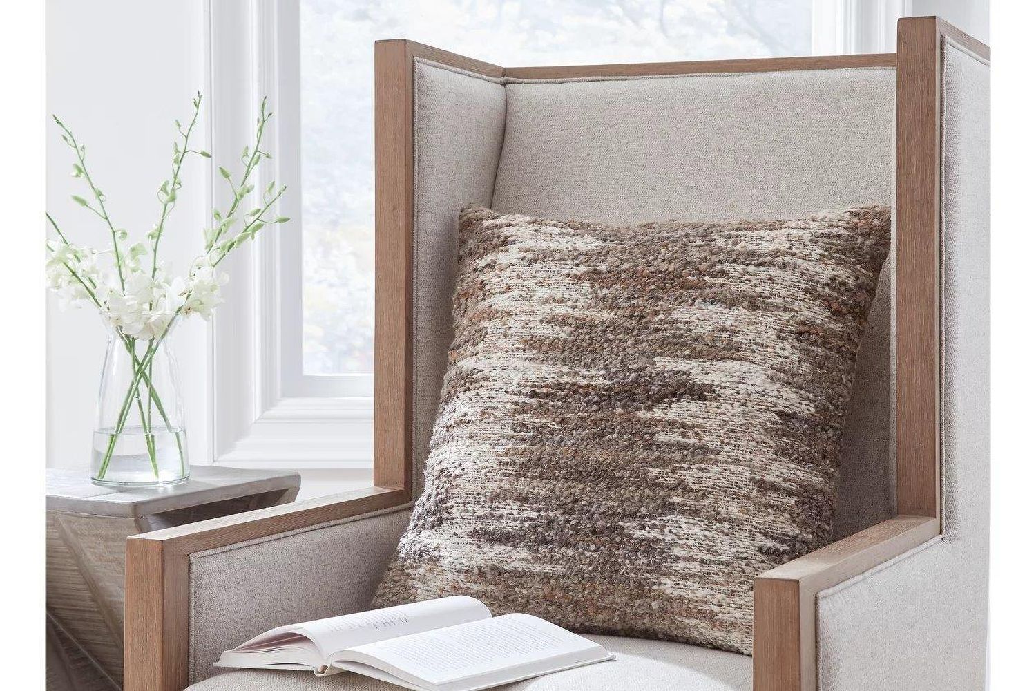 Nealton Pillow In White and Brown A1001050P