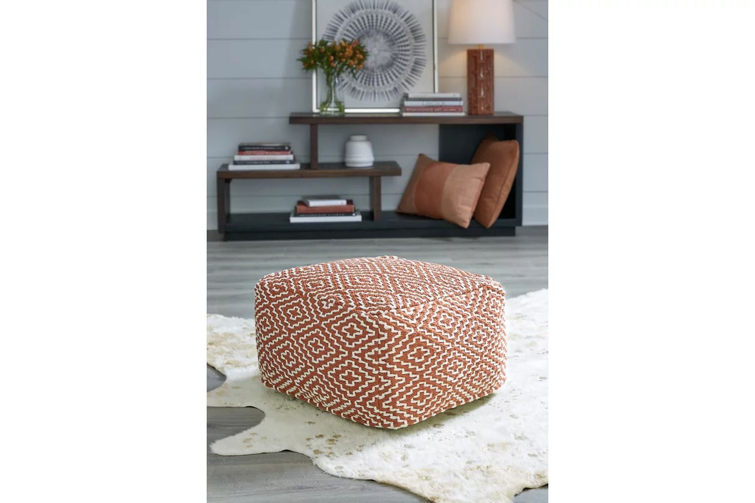 Brynnsen Pouf In Ivory and Rust A1001056