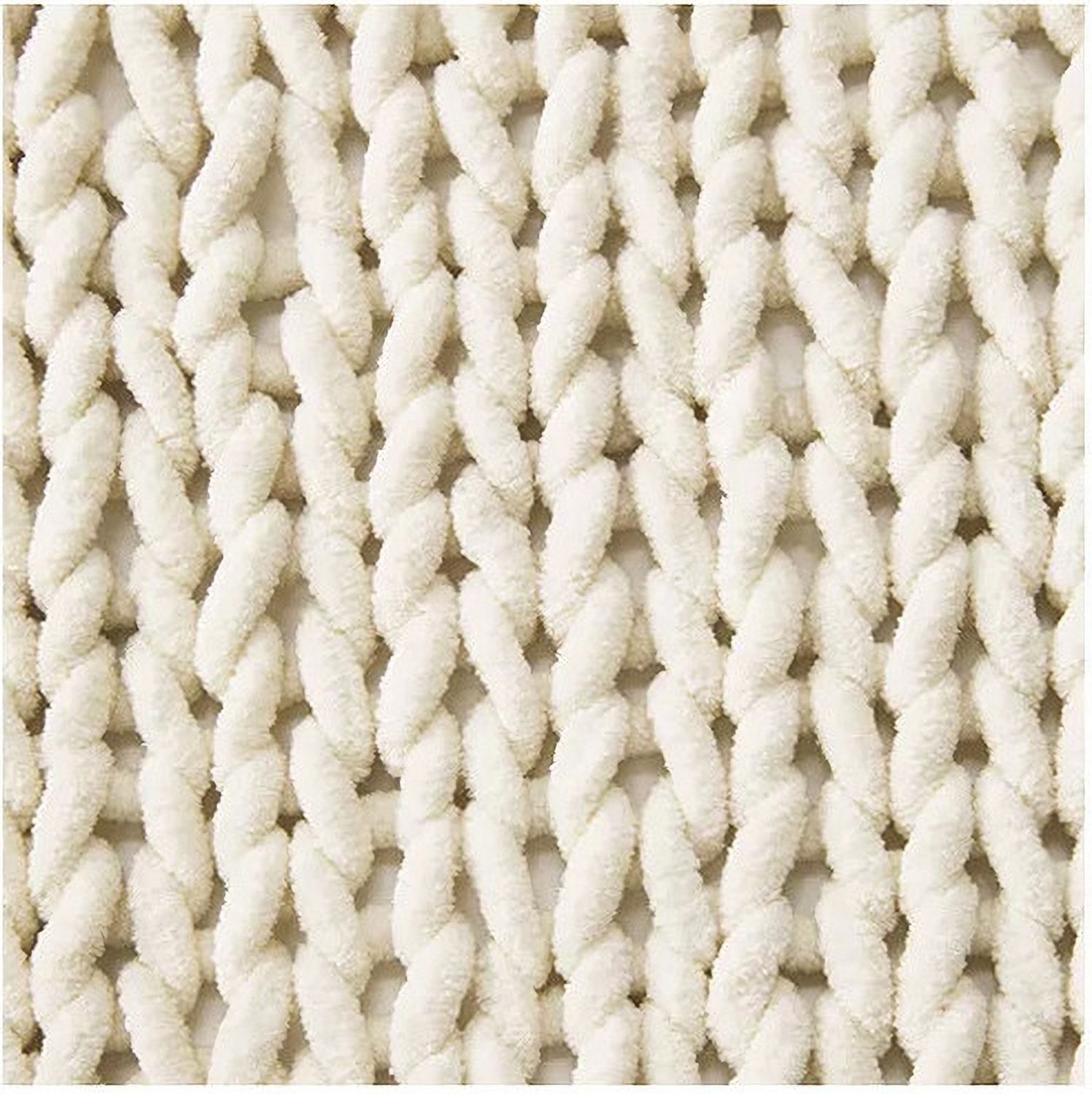 Chaddon Throw In Ivory A1001060T
