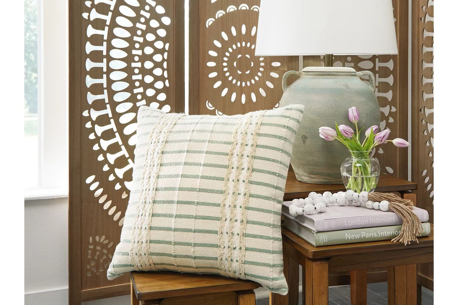 Rowton Pillow In White and Green A1001072P