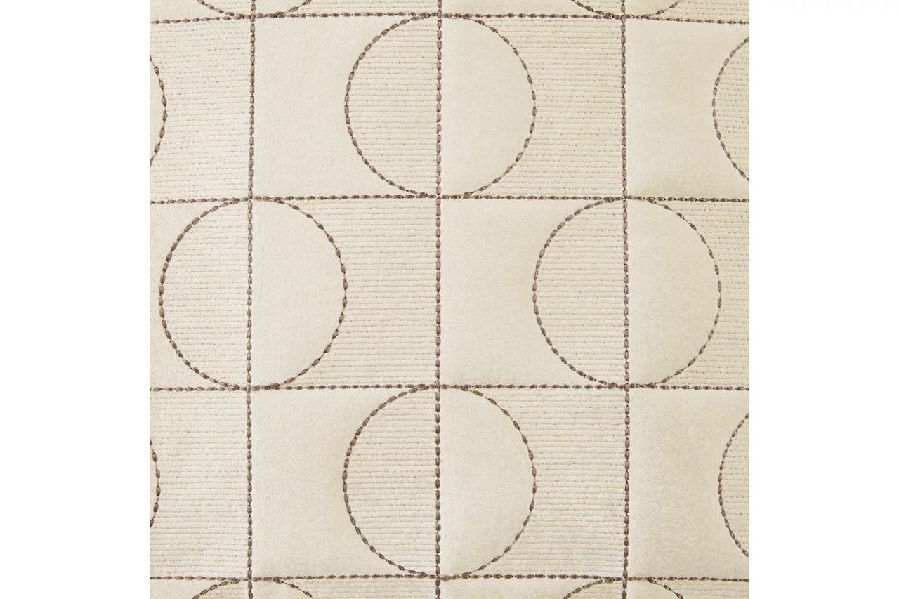 Kydner Pillow Set of 4 In Beige and Brown A1001074