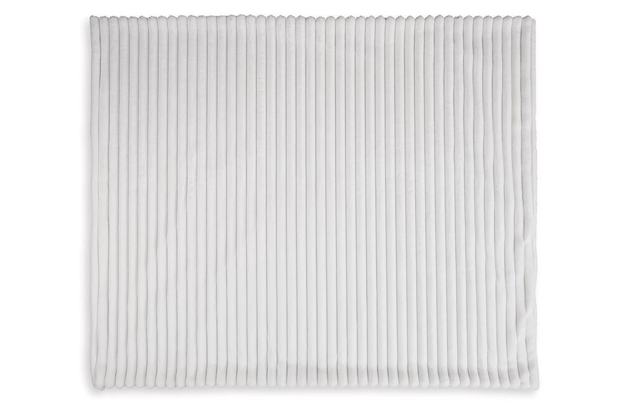 Alsonwell Throw Set of 3 In White A1001080
