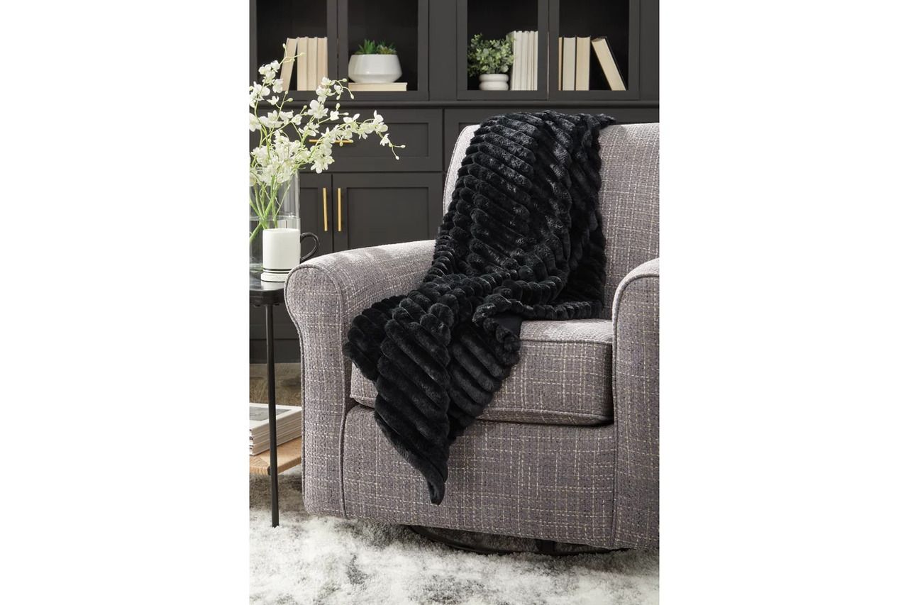 Alsonwell Throw Set of 3 In Black A1001083