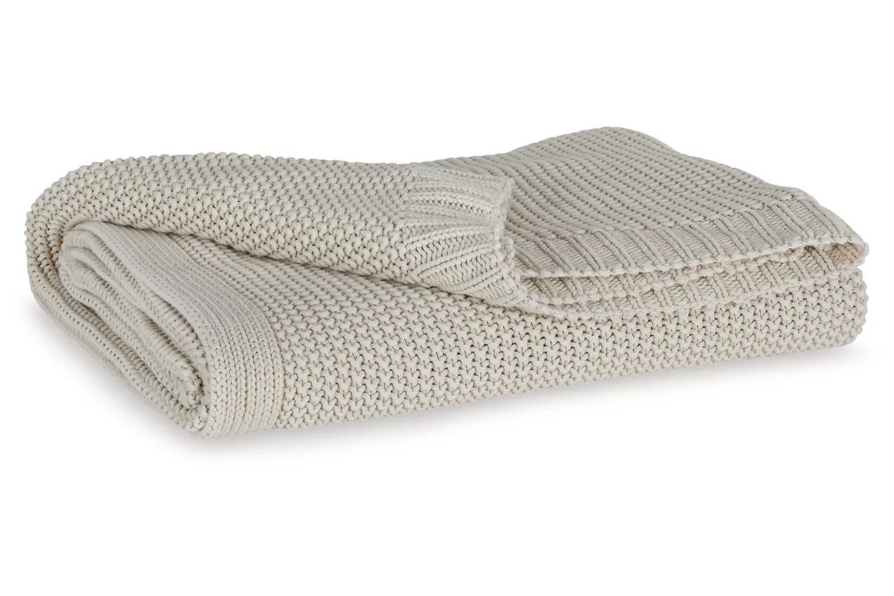 Gayelery Throw Set of 3 In Sand A1001084