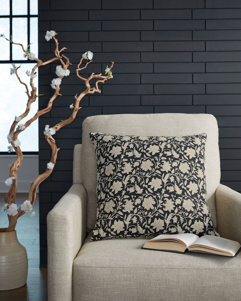 Alanderson Pillow Set of 4 In Black/Ivory A1001100