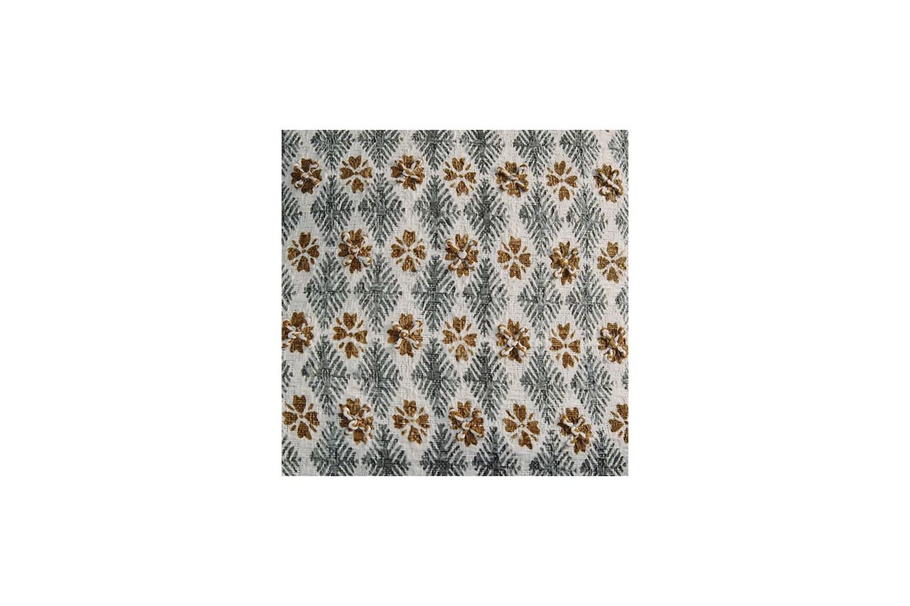 Dainwick Pillow In White/Gray/Brown A1001102P