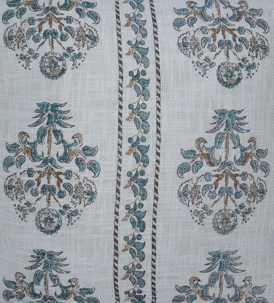 Paulmour Pillow Set of 4 In Ivory and Green A1001105