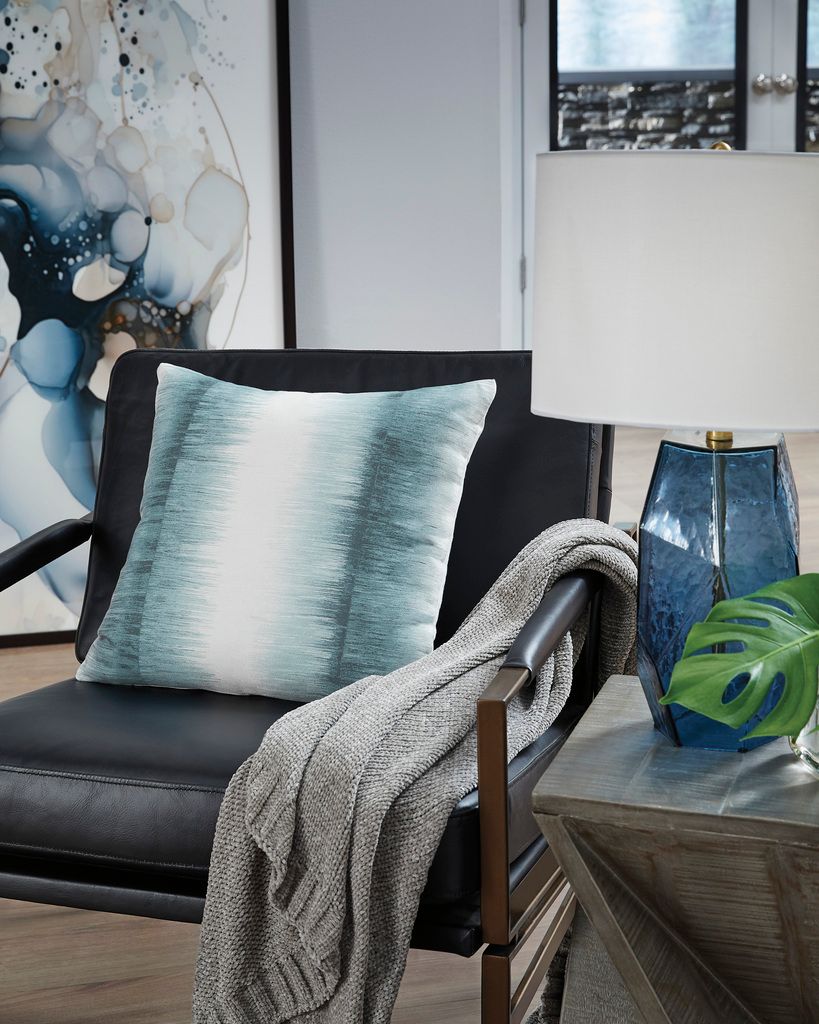 Elonwich Pillow Set of 4 In Teal and White A1001106