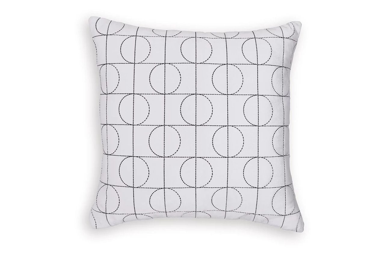 Kydner Pillow Set of 4 In White and Black A1001107