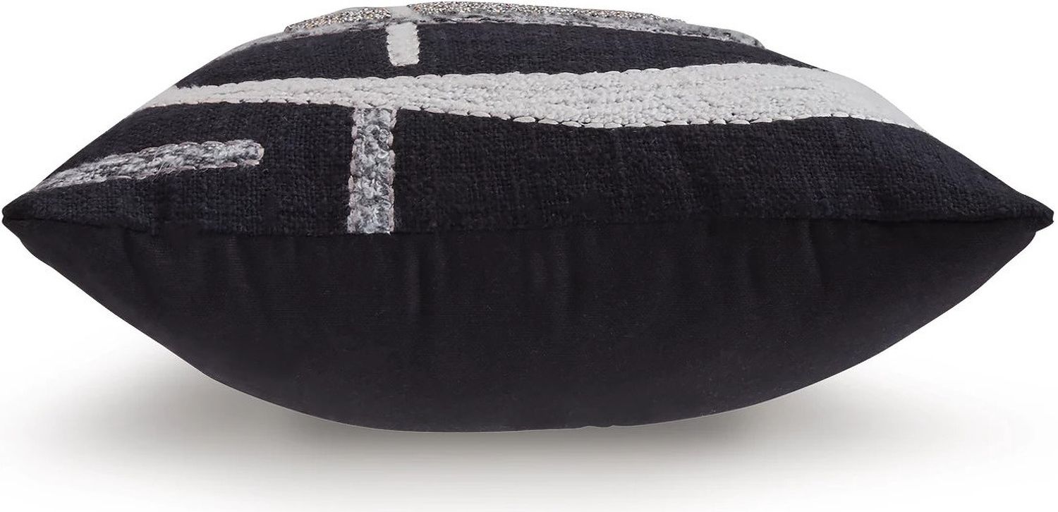 Gavrileigh Pillow Set of 4 In Black/Gray/Ivory A1001113