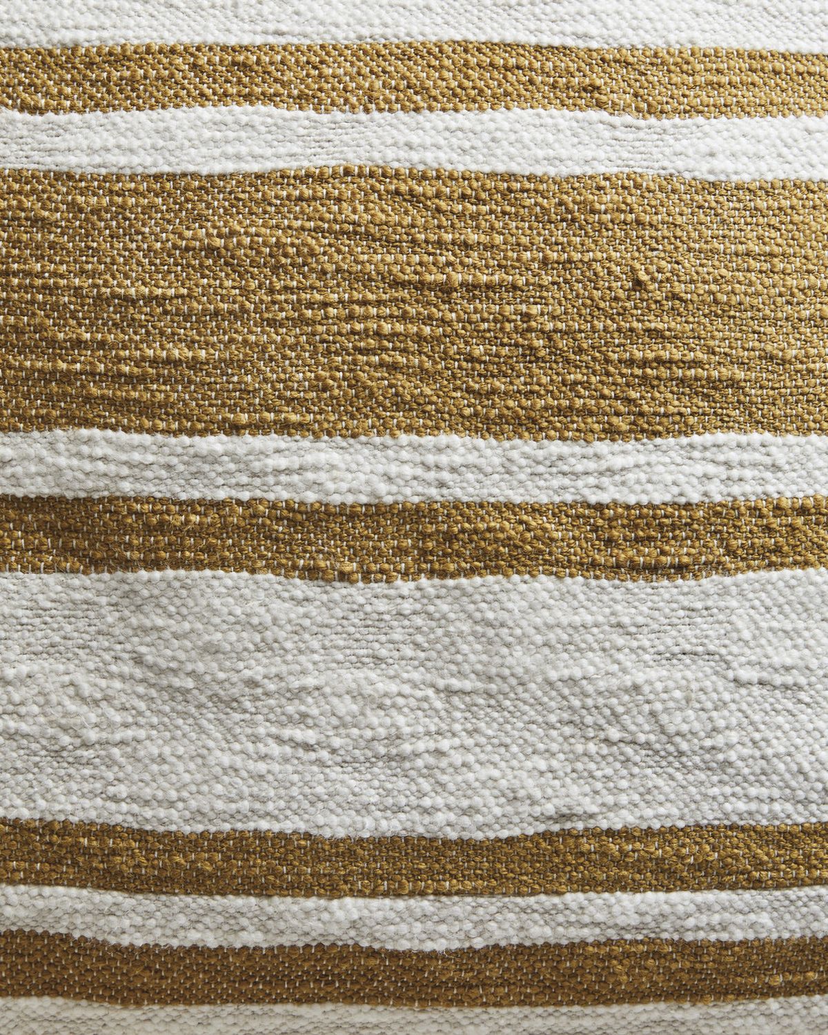 Darrman Pillow Set of 4 In Ochre and Ivory A1001116